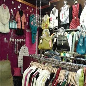 意外金喜 鞋帽零售新風尚，加盟合作創共贏